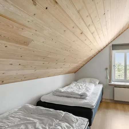 8 Bedroom In 別荘 *