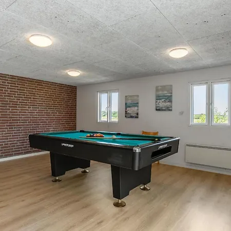 8 Bedroom In 別荘 Rømø